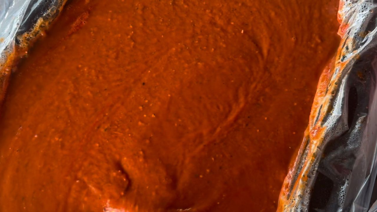 smooth texture of homemade spaghetti sauce