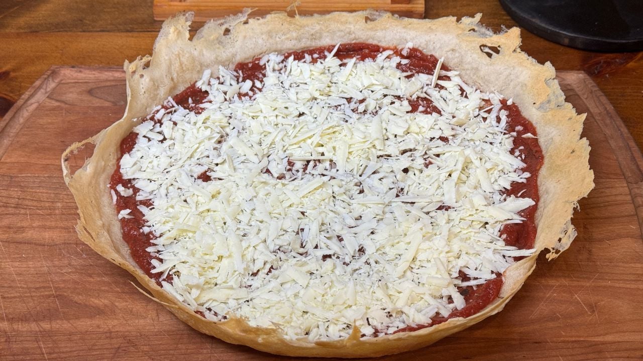 sourdough discard cheese pizza crust