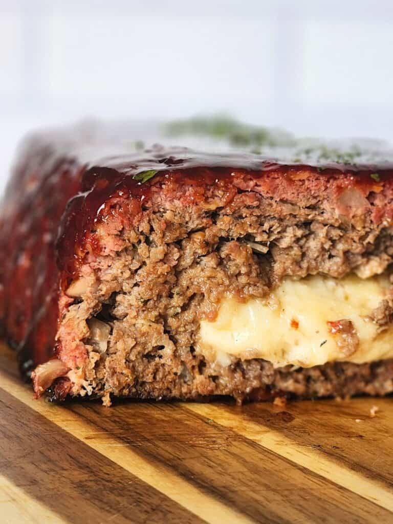 Cheesy-Smoked-Meatloaf