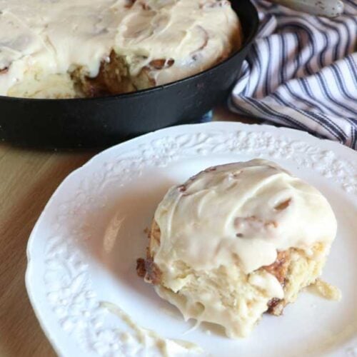 sourdough cinnamon rolls served horizontal
