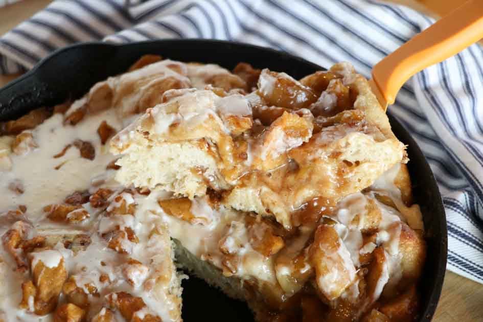 slice of apple cinnamon focaccia