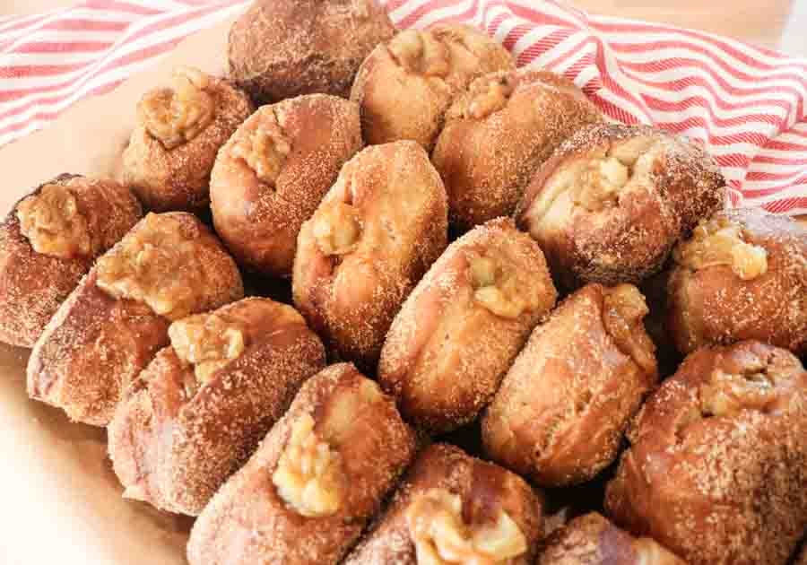apple pie donuts