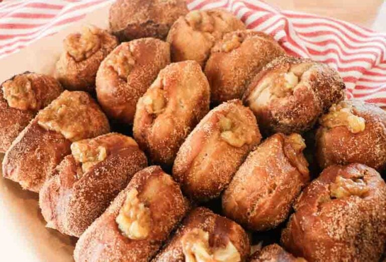 apple pie sourdough donuts
