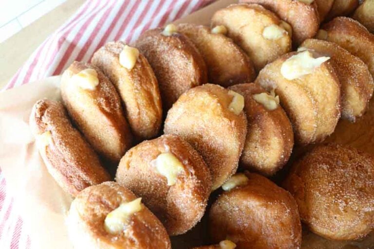 sourdough pumpkin donuts with filling
