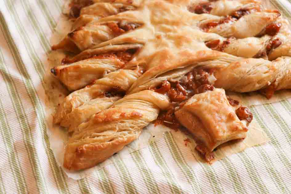 puff pastry christmas tree close up