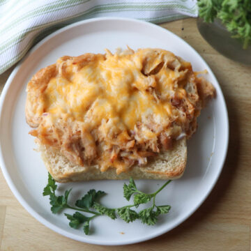 chicken melt with parsley square